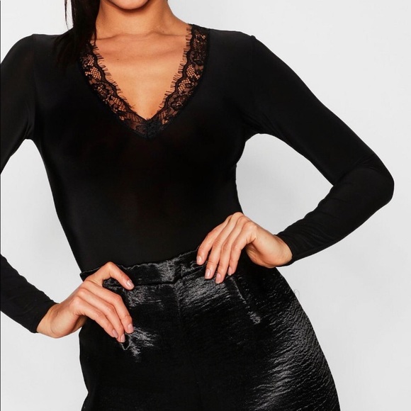 Boohoo Tops - Black long sleeve tee shirt